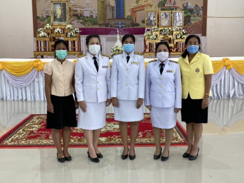 พิธีสวดเจริญมหามงคลรวมศาสนา 3 ธันวาคม 2563 สืบสานพระราชปณิธาน  “ธรรมราชินี” รวมใจภักดิ์ น้อมรำลึกถึงพระมหากรุณาธิคุณ “พ่อแห่งแผ่นดิน”